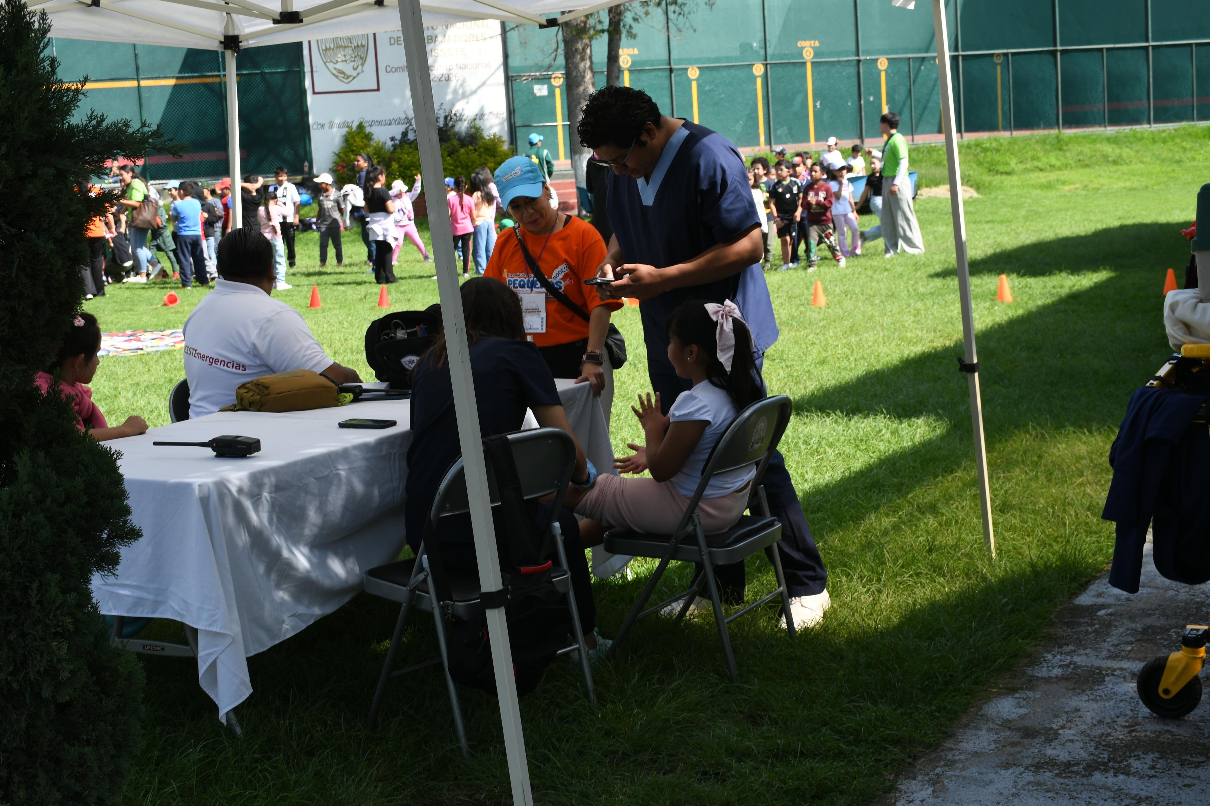  Arribo de niños del Curso de Verano 2026”Pequeños campeones del mundo”, CSCD del SNTISSSTE